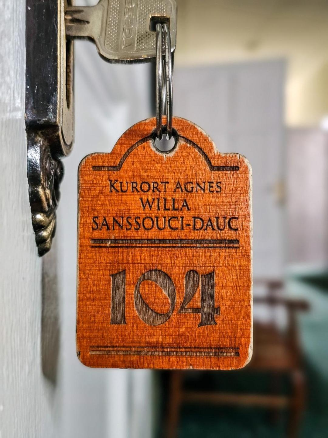 Willa Sanssouci Kudowa-Zdrój Exteriör bild